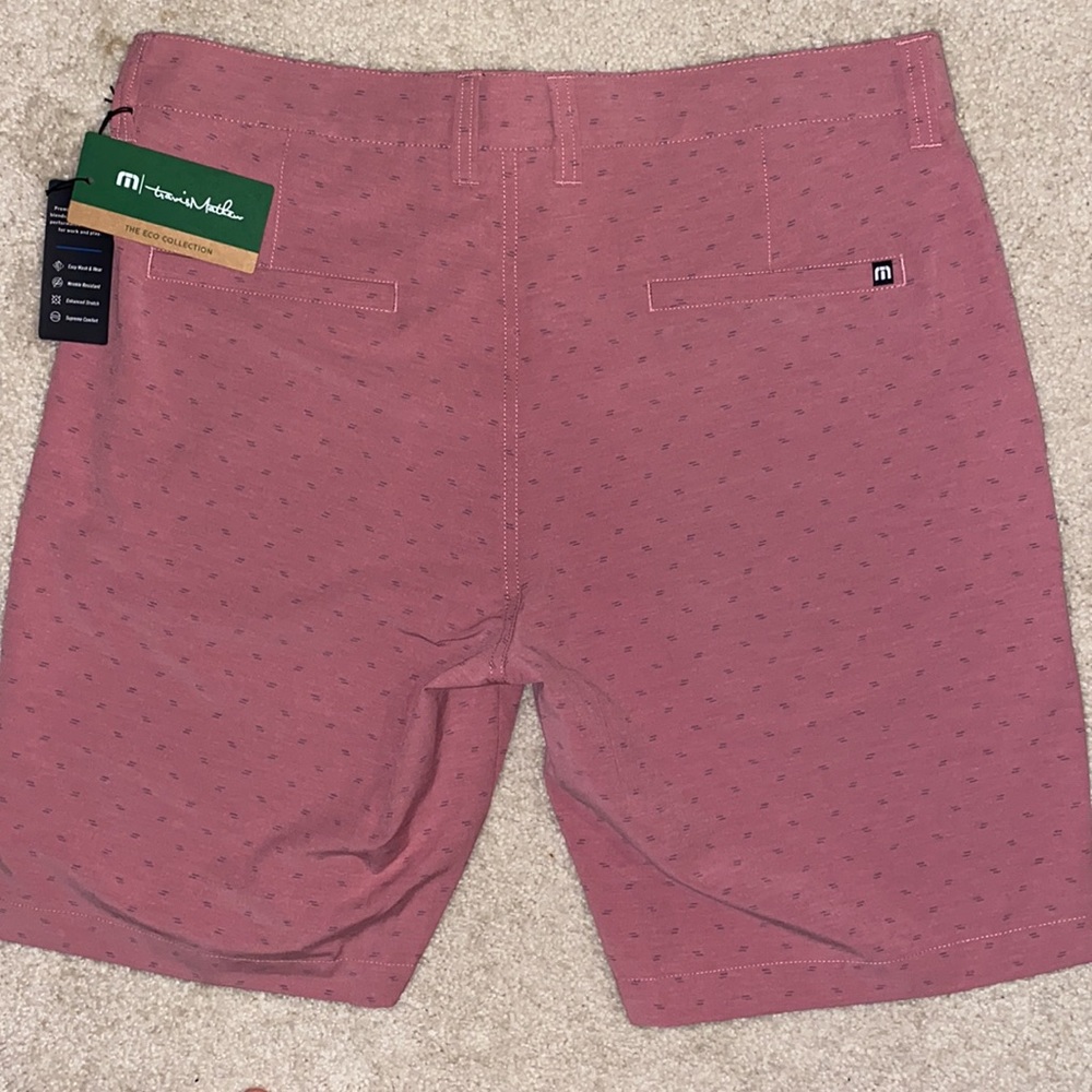 Travis Mathew NWT shorts - Picture 6 of 9